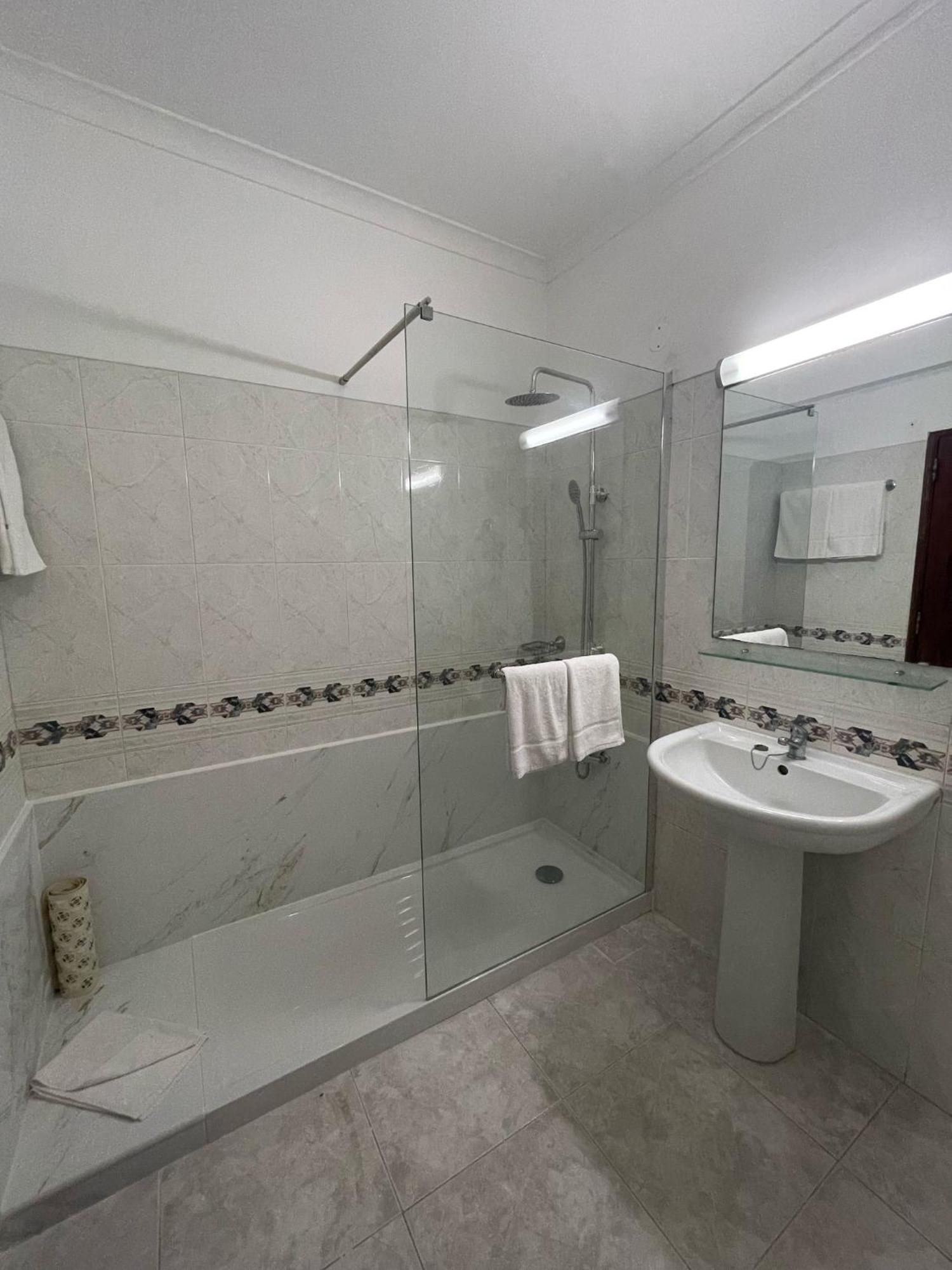 Apartamento T1 Todo Equipado Albufeira Buitenkant foto